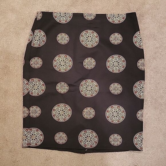 Ann Taylor black print skirt 6 - Picture 1 of 10